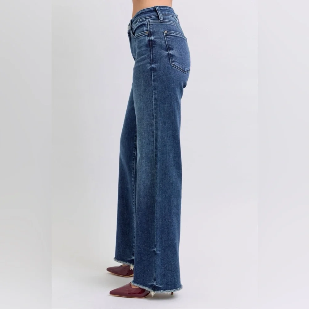 NEW 🎉 Judy Blue Full Size Raw Hem Mid Rise Jeans - Picture 5 of 10